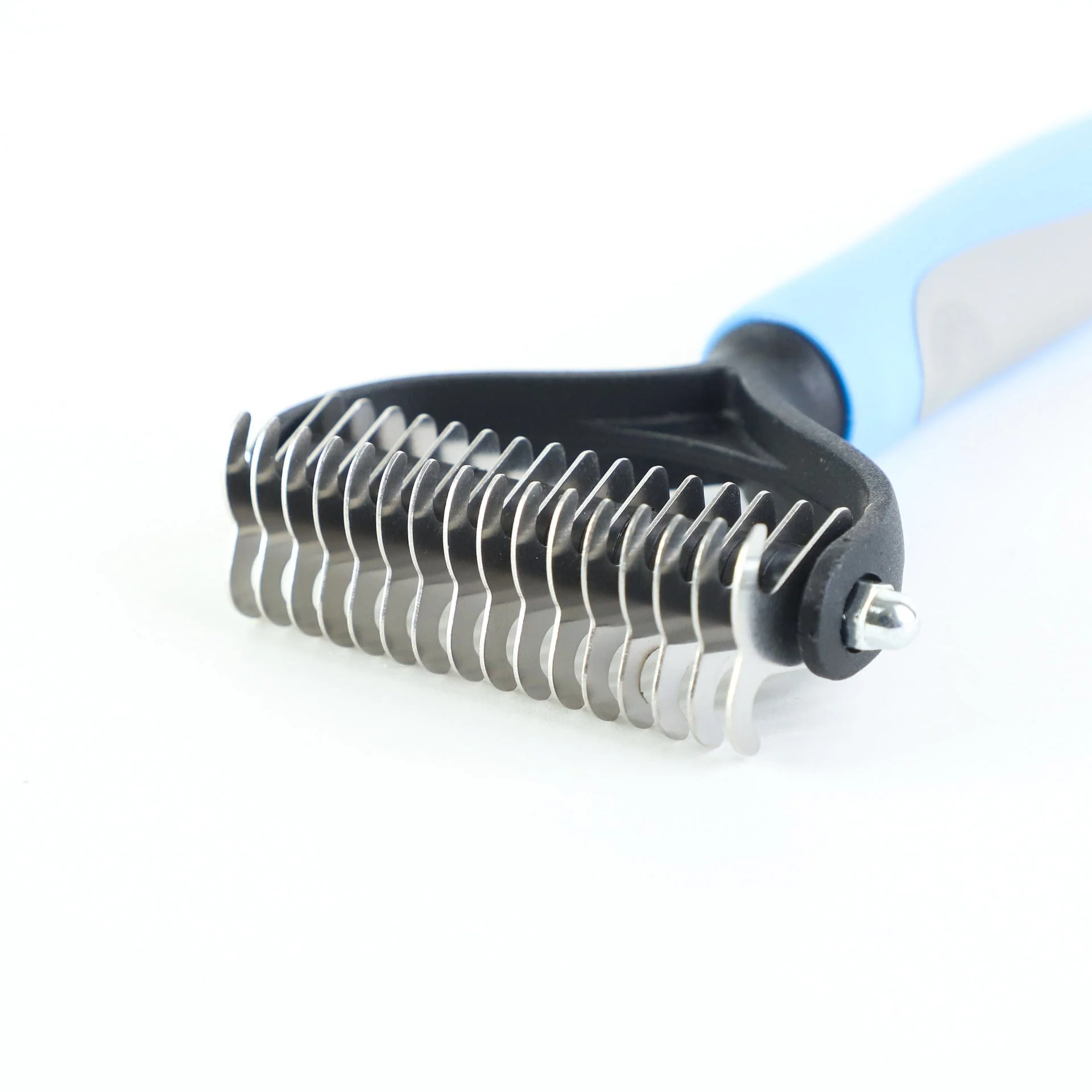 Deshedding Stripping Brush Tool - Image 7